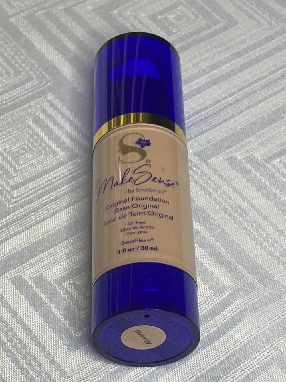 Almond MakeSense Original Foundation